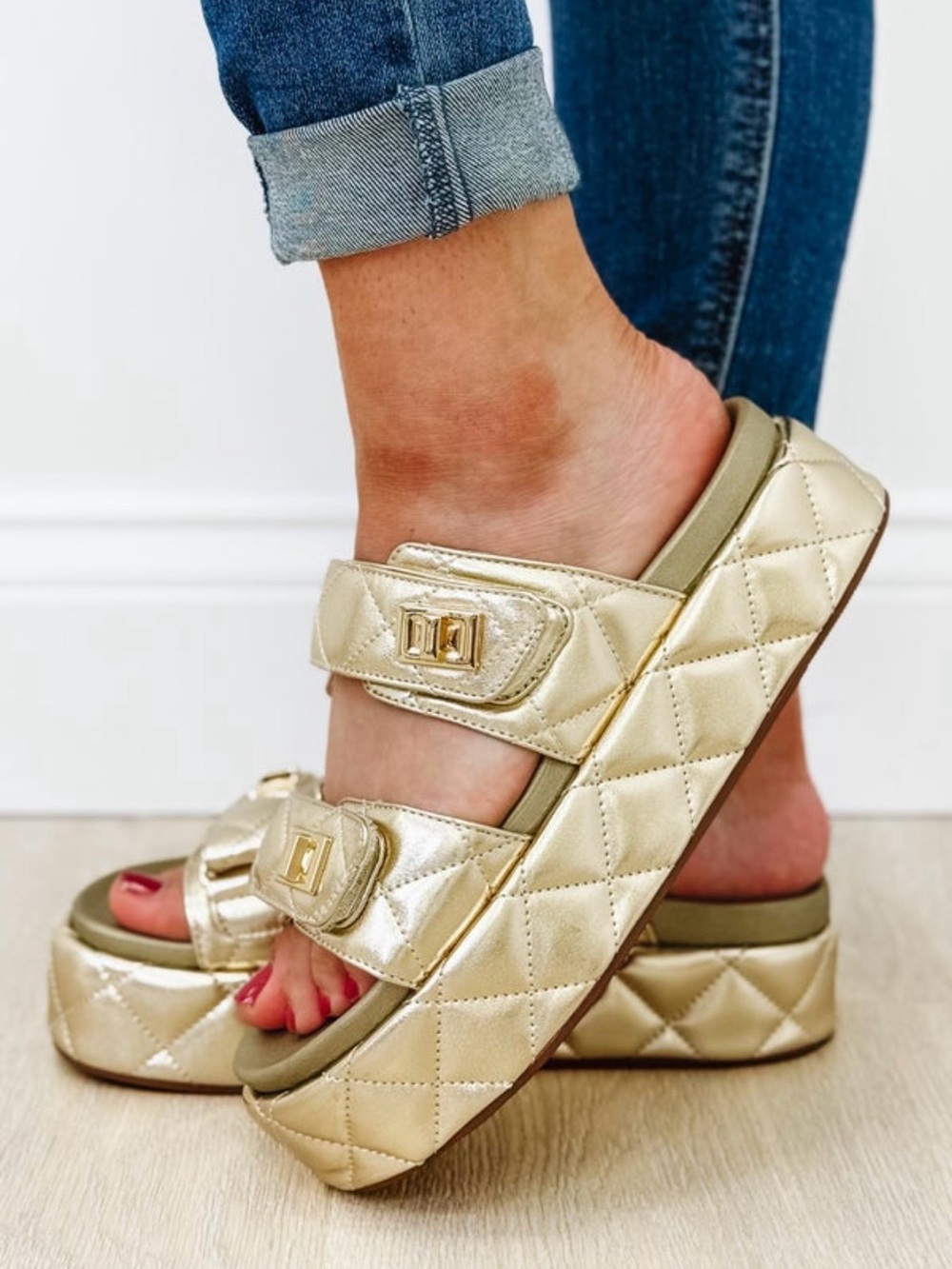 NEW still in box and wrapping paper. Vintage Havana Platform Sandals - Gold 8.5.